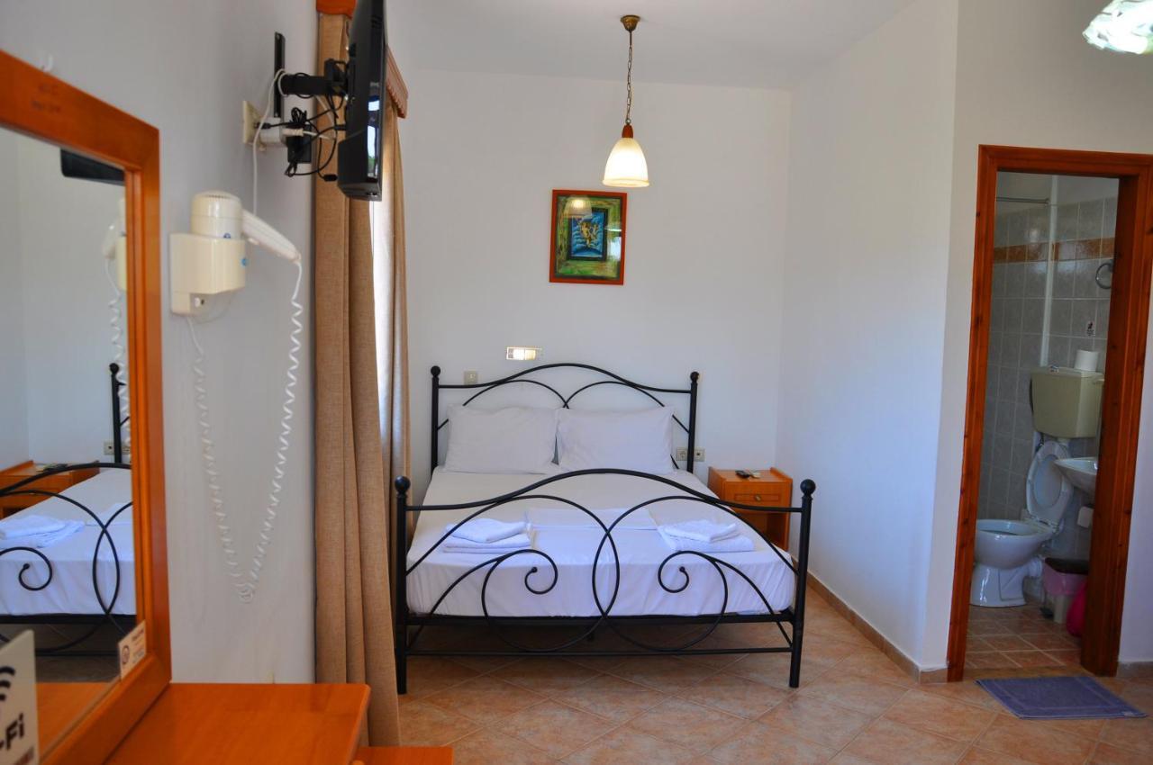 Lagos Studios & Apartments Paleocastro Esterno foto